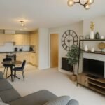 Book Contractor Accommodation Hatfield. Ideal for short let apartments, corporate lets, and extended stays near Station & The Galleria.