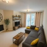 Book Contractor Accommodation Hatfield. Ideal for short let apartments, corporate lets, and extended stays near Station & The Galleria.