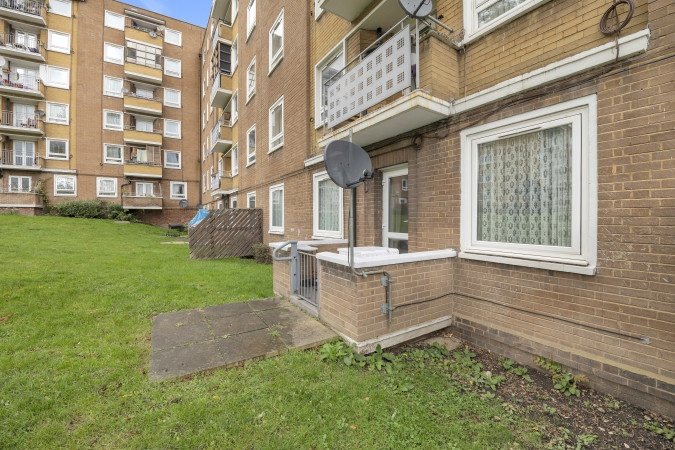Accommodation near Tulse Hill | South London Apartments Book-accommodation-near-Tulse-Hill-with-free-parking,-WiFi.-Our-self-catering-holiday-apartments-in-South-London-are-near-London-Bridge-&-London.