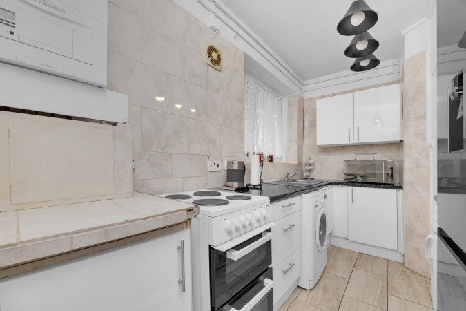 Accommodation near Tulse Hill | South London Apartments Book-accommodation-near-Tulse-Hill-with-free-parking,-WiFi.-Our-self-catering-holiday-apartments-in-South-London-are-near-London-Bridge-&-London.