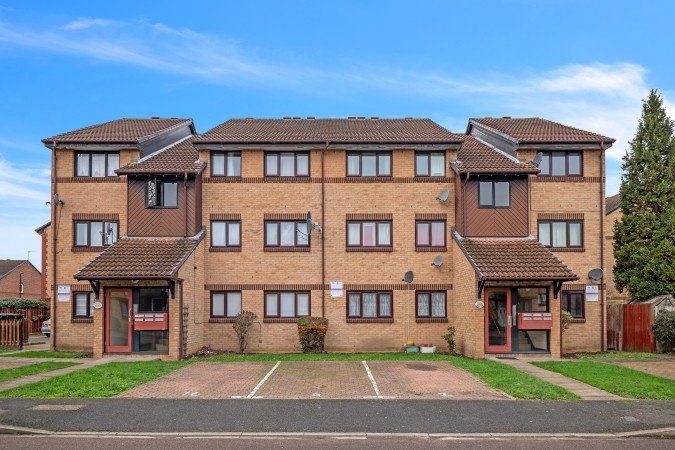 Short Term Rentals Croydon | Corporate Accommodation South London Book-Short-Term-Rentals-Croydon-in-a-modern-apartment.-Ideal-for-short-let-apartments,-contractor-stays,-near-East-Croydon-Station.-Book-Now