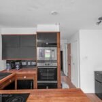 Book Short Term Rentals Croydon in a modern apartment. Ideal for short let apartments, contractor stays, near East Croydon Station. Book Now