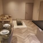 Book Holiday Apartments Sydenham with free parking, garden, WiFi, and direct rail links to London Bridge, Canary Wharf and Central London.