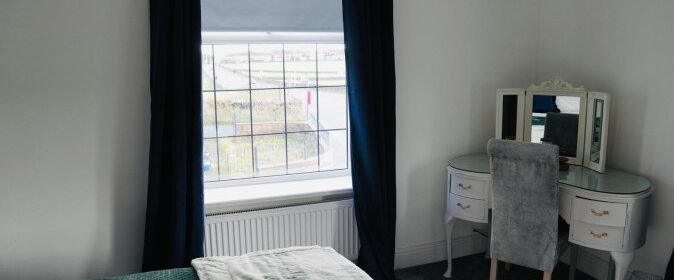 Book Halifax holiday rentals near Halifax Station, Piece Hall and Calderdale Royal Hospital. Ideal for families & extended stays.