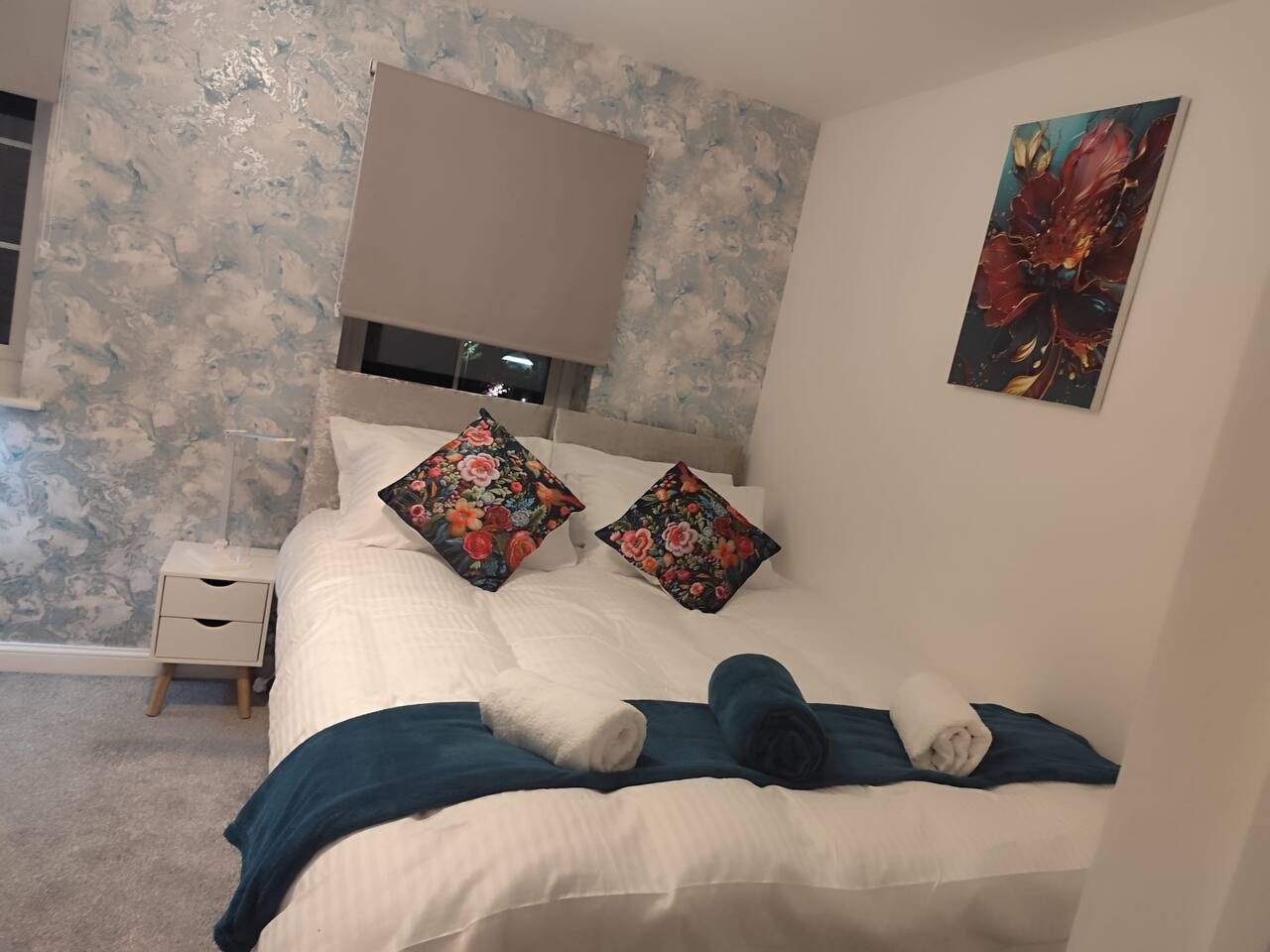 Book Short Lets Stoke-On-Trent. Ideal for short let apartments, contractor accommodation, and extended stays near Stoke Station.Book Now