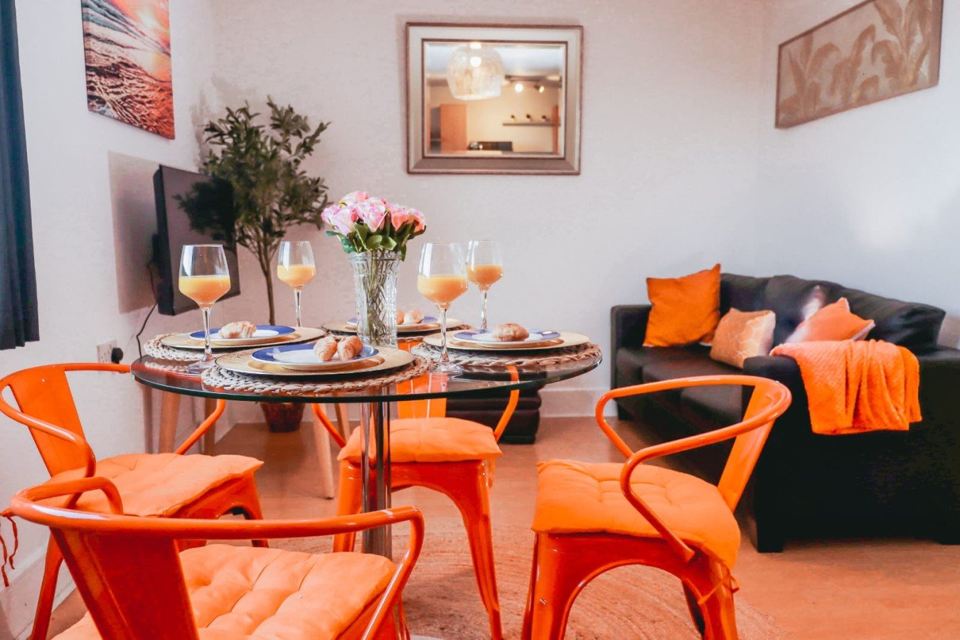 Corporate Accommodation near Heathrow | Hayes Apartment Book-Corporate-Accommodation-near-Heathrow-with-WiFi,-roof-terrace,-workspace,-and-direct-links-to-London,-Reading,-and-Heathrow-Airport.