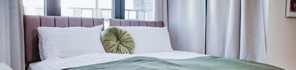 Book Corporate Accommodation near Heathrow with WiFi, roof terrace, workspace, and direct links to London, Reading, and Heathrow Airport.