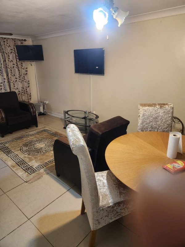 Tilbury Accommodation for 1 WeekMonth | Short Let Apartments Essex Book-Tilbury-accommodation-in-Essex.-Spacious-short-let-apartments-near-Tilbury-Port,-London-Gateway-and-Tilbury-Town-Station.-Book-Now
