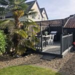 Book Corporate Accommodation Suffolk in Newmarket. This holiday home with parking is the ideal  short let apartment for contractors or families