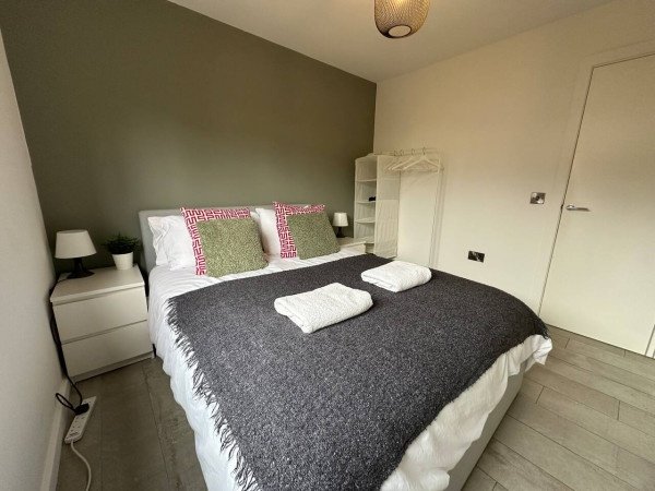 Book Short Let Apartments Cambridge. Ideal for corporate accommodation and holiday stays near Cambridge Station and key attractions. Book Now