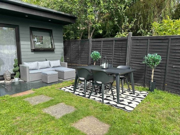 Short Let Apartments Cambridge | Corporate Accommodation Book-Short-Let-Apartments-Cambridge.-Ideal-for-corporate-accommodation-and-holiday-stays-near-Cambridge-Station-and-key-attractions.-Book-Now