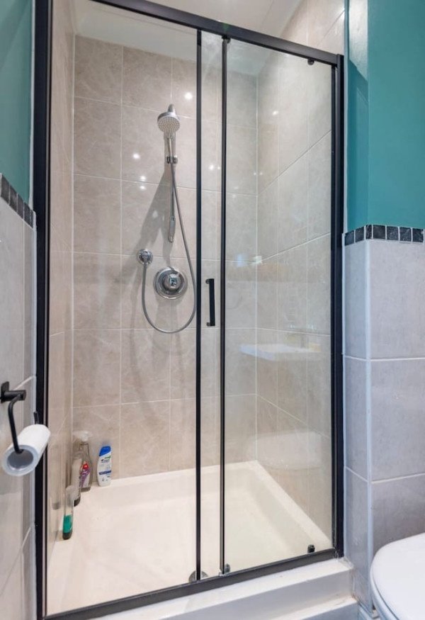 Serviced Apartments Tooting – South London Holiday Rentals Book-Serviced-Apartments-Tooting-near-the-Northern-Line.-Our-South-London-Accommodation-has-easy-access-to-Central-London-and-Wimbledon.