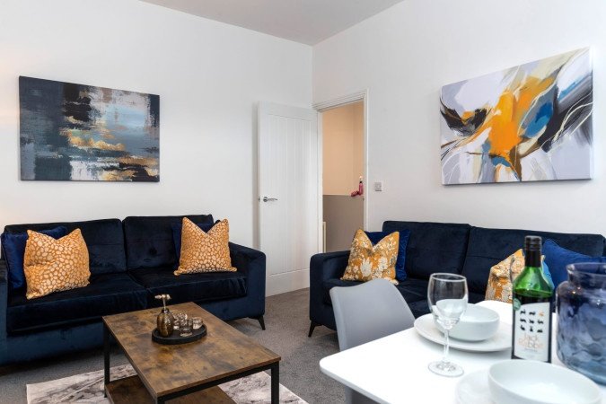 Jarrow Accommodation Tyne and Wear – Holiday Apartments Book-Jarrow-accommodation-in-Tyne-and-Wear-for-family,-contractor,-and-business-stays.-Furnished-self-catering-apartments-near-the-beach