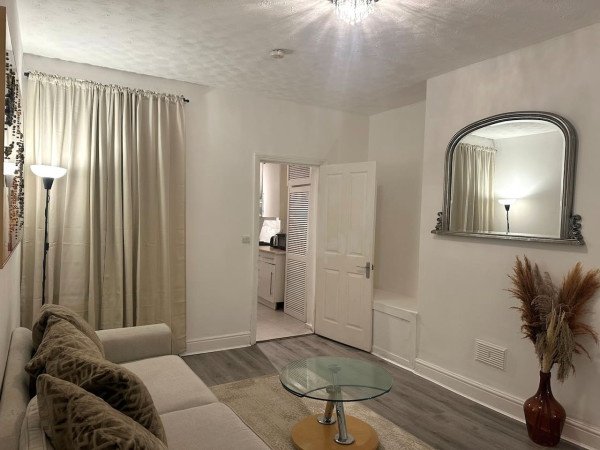 Gateshead Accommodation | Holiday Apartment Rentals Book-Gateshead-Accommodation-for-family,-contractor,-and-business-stays.-The-best-self-catering-holiday-apartment-rentals