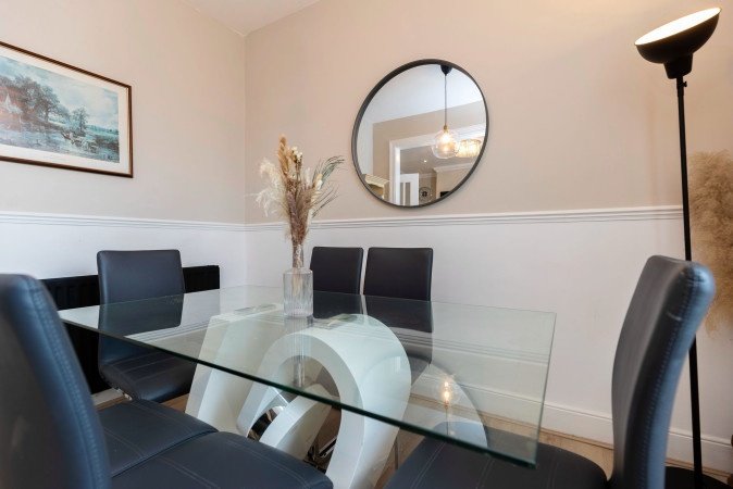 Vacation Rentals Gateshead | Holiday Accommodation UK Book-Vacation-Rentals-Gateshead-for-family,-contractor,-and-business-stays.-Holiday-accommodation-with-great-transport-near-Newcastle.