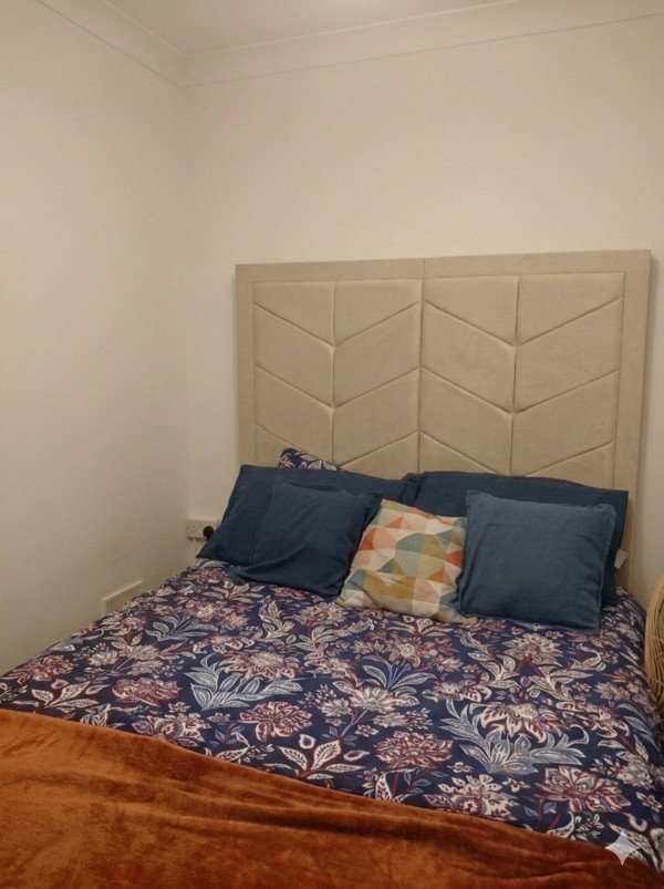 Enfield Accommodation | Holiday Apartments North London Book-Enfield-Accommodation-in-North-London.-Ideal-for-short-stays,-business-travel,-family-trips,-and-extended-self-catering-accommodation.