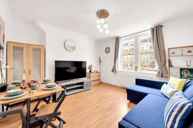 Holiday Apartments Fulham | West London Accommodation Book-Holiday-Apartments-Fulham-for-business-and-leisure-stays.-Spacious-West-London-accommodation-near-transport,-parks,-and-attractions.