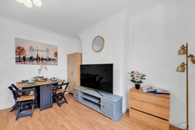 Holiday Apartments Fulham | West London Accommodation Book-Holiday-Apartments-Fulham-for-business-and-leisure-stays.-Spacious-West-London-accommodation-near-transport,-parks,-and-attractions.