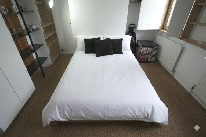 East London Accommodation | Corporate City Apartments 1 Week Book-East-London-Accommodation-for-business-or-leisure-stays.-Corporate-serviced-apartment-with-terrace,-WiFi,-&-fast-London-transport-links.