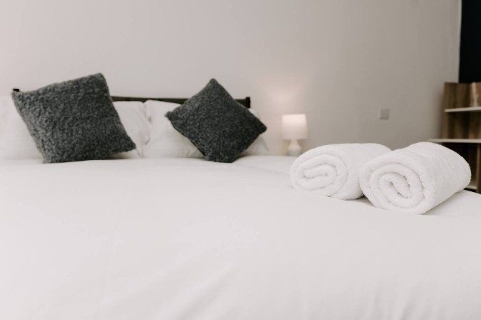 Stockton-on-Tees Apartments | Short Let Holiday Home Rentals Book-Stockton-on-Tees-Apartments-for-business-trips-and-family-stays.-Our-Holiday-Homes-are-the-perfect-extended-stay-accommodation-near-Teesside-transport-links.