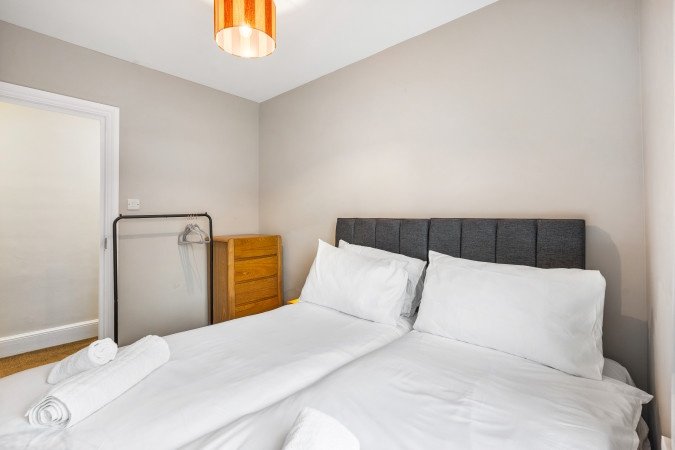 Holiday Apartments Horsham |Accommodation near Gatwick Airport Book-Holiday-Apartments-Horsham-for-short-lets-and-business-trips.-Our-Self-Catering-Accommodation-near-Gatwick-Airport-is-cheaper-than-Hotels