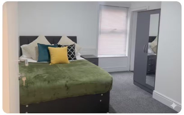 Book Warrington Accommodation for contractors and groups. Ideal for short let apartments and extended stays near Warrington transport links.