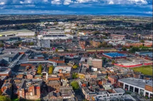 Warrington Accommodation | Short Lets for Contractors Urban Stay Book-Warrington-Accommodation-for-contractors-and-groups.-Ideal-for-short-let-apartments-and-extended-stays-near-Warrington-transport-links.