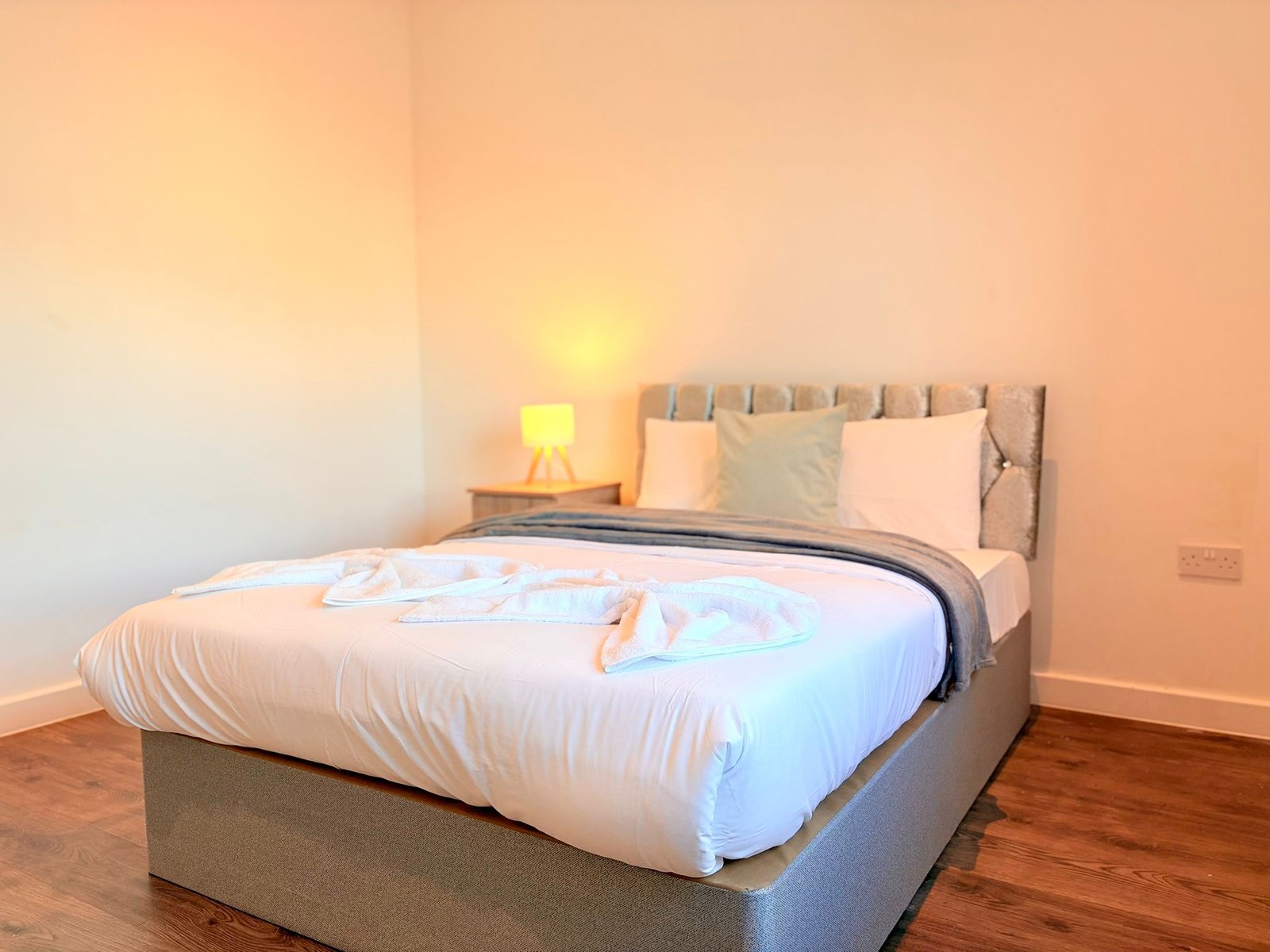 Corporate Apartments Croydon – Short Let Rentals South London Book-Corporate-Apartments-Croydon-for-1-Week-or-1-Month.-Our-Cheap-Short-Let-Rentals-in-South-London-have-direct-links-to-Central-London
