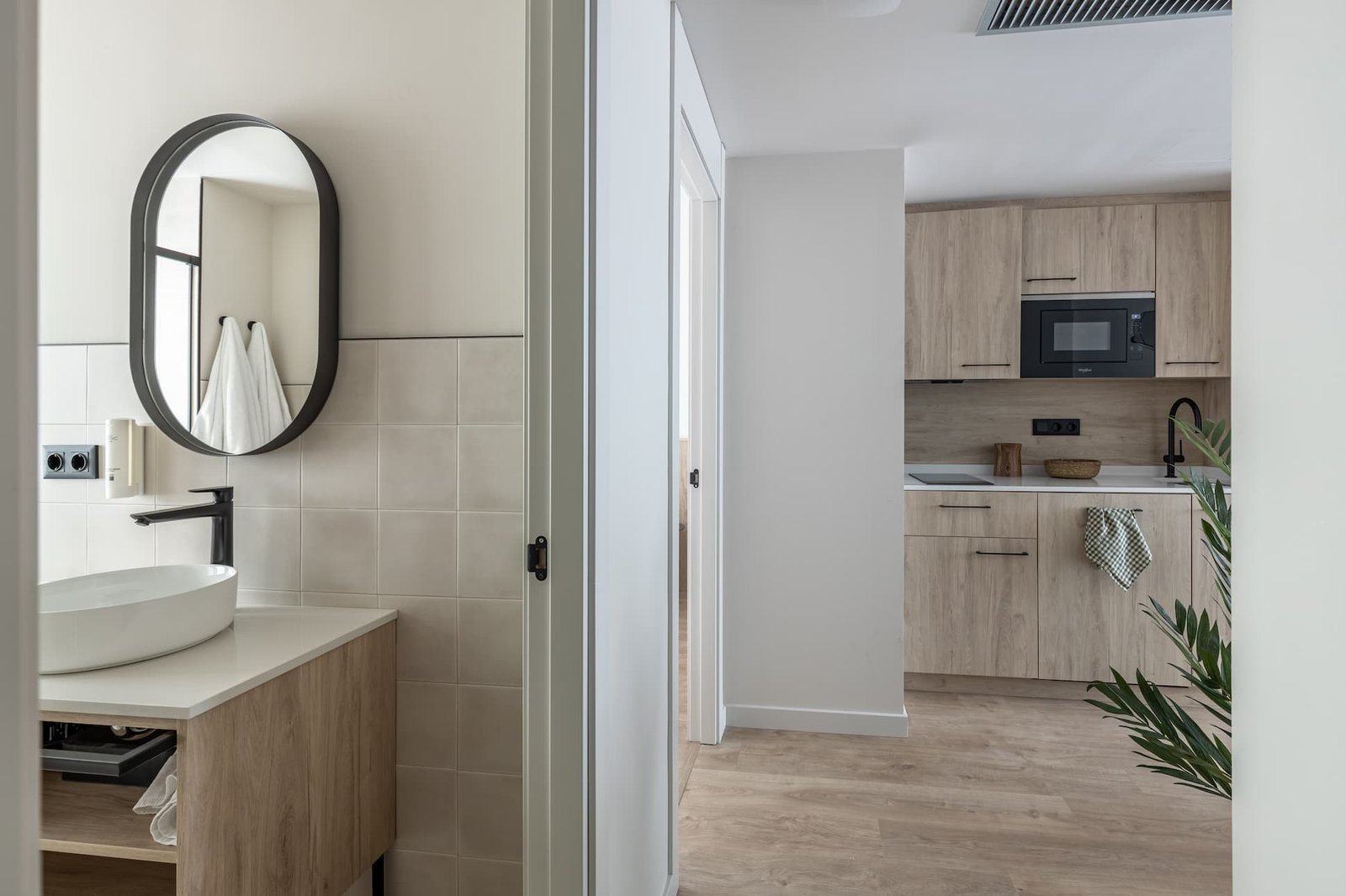 Holiday Apartments Pamplona | Corporate Accommodation Madrid Book-Holiday-Apartments-Pamplona-for-city-breaks-and-business-trips.-Ideal-for-extended-stay-accommodation-in-central-Madrid-near-transport-links.Book-Now