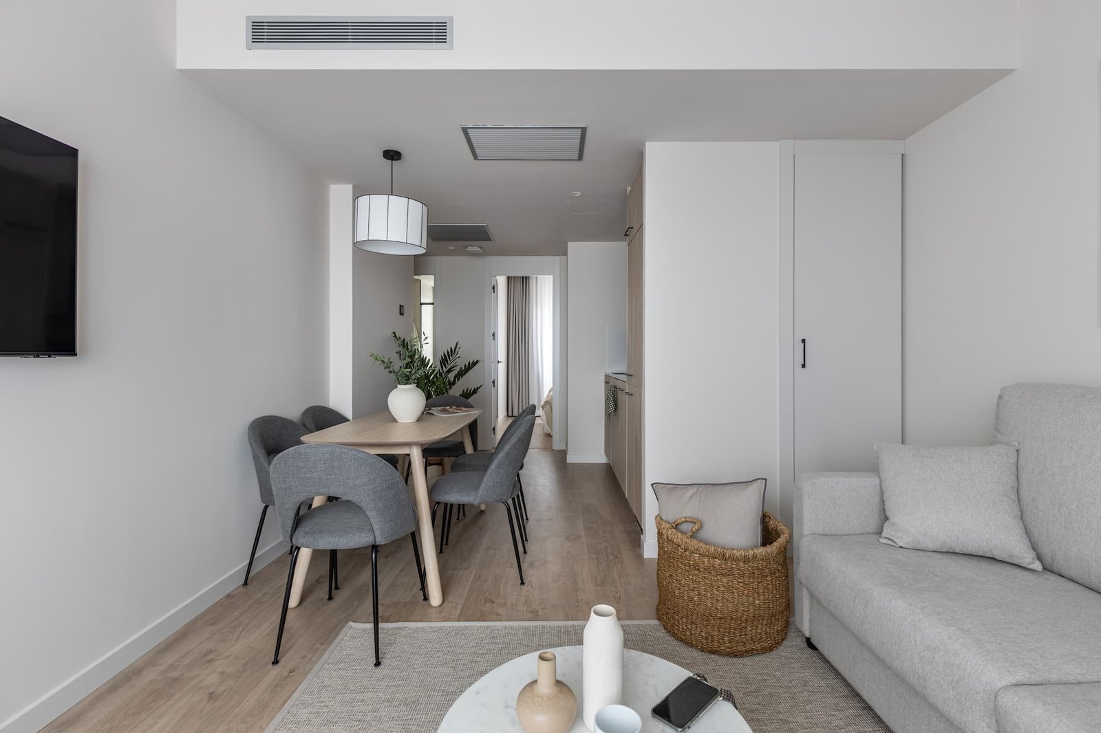 Holiday Apartments Pamplona | Corporate Accommodation Madrid Book-Holiday-Apartments-Pamplona-for-city-breaks-and-business-trips.-Ideal-for-extended-stay-accommodation-in-central-Madrid-near-transport-links.Book-Now