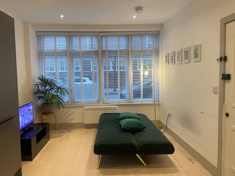 Accommodation near Regent’s Park | Luxury London Urban Stay Book-accommodation-near-Regent's-Park-in-Central-London.-Ideal-for-luxury-stays,-business-trips,-and-extended-London-accommodation