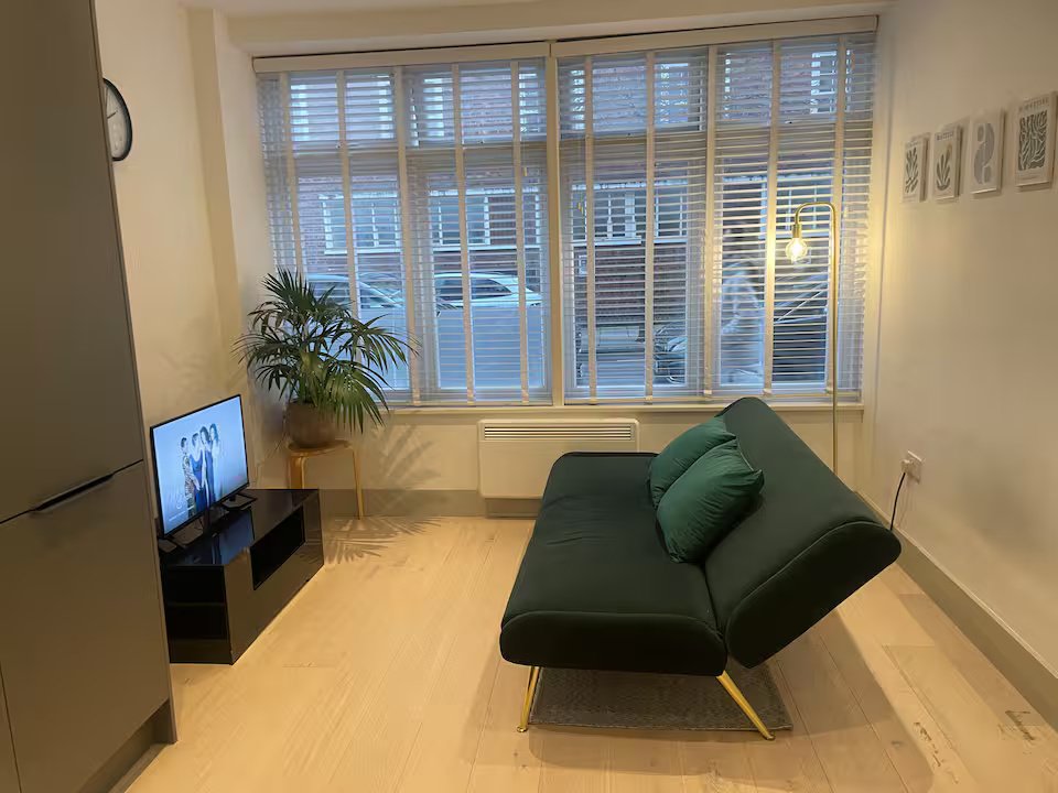 Accommodation near Regent’s Park | Luxury London Urban Stay Book-accommodation-near-Regent's-Park-in-Central-London.-Ideal-for-luxury-stays,-business-trips,-and-extended-London-accommodation