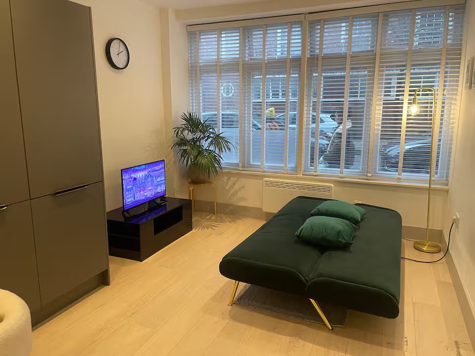Accommodation near Regent’s Park | Luxury London Urban Stay Book-accommodation-near-Regent's-Park-in-Central-London.-Ideal-for-luxury-stays,-business-trips,-and-extended-London-accommodation