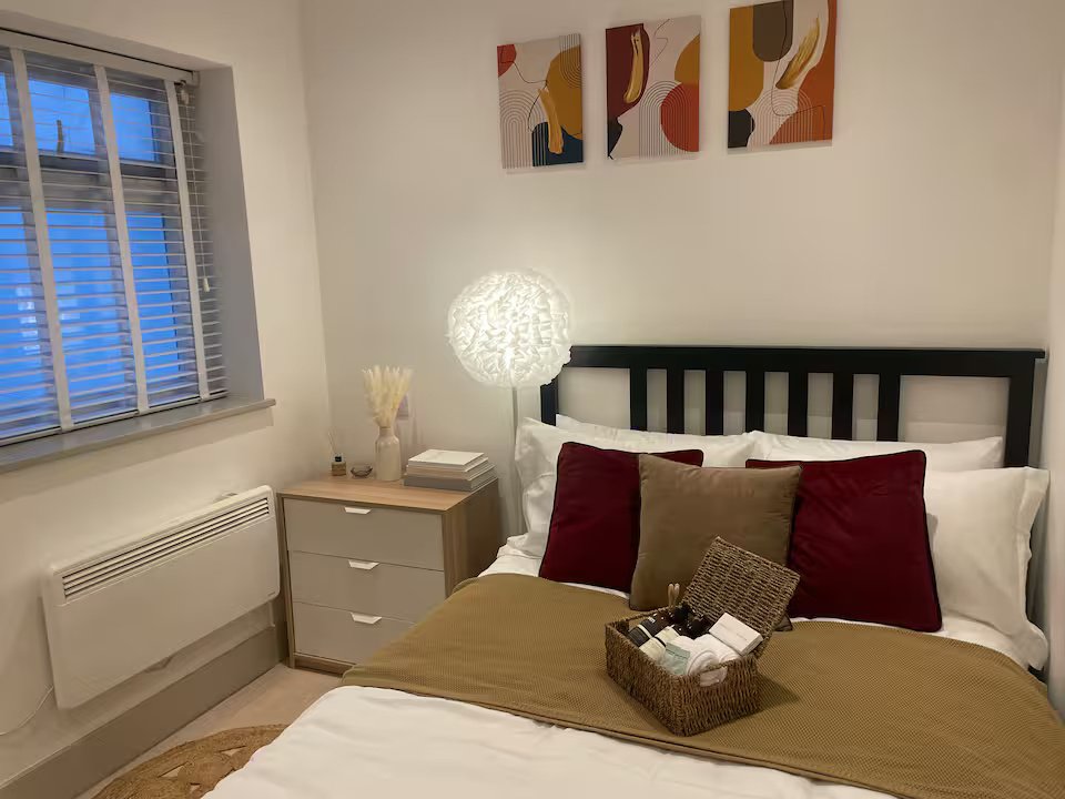 Accommodation near Regent’s Park | Luxury London Urban Stay Book-accommodation-near-Regent's-Park-in-Central-London.-Ideal-for-luxury-stays,-business-trips,-and-extended-London-accommodation