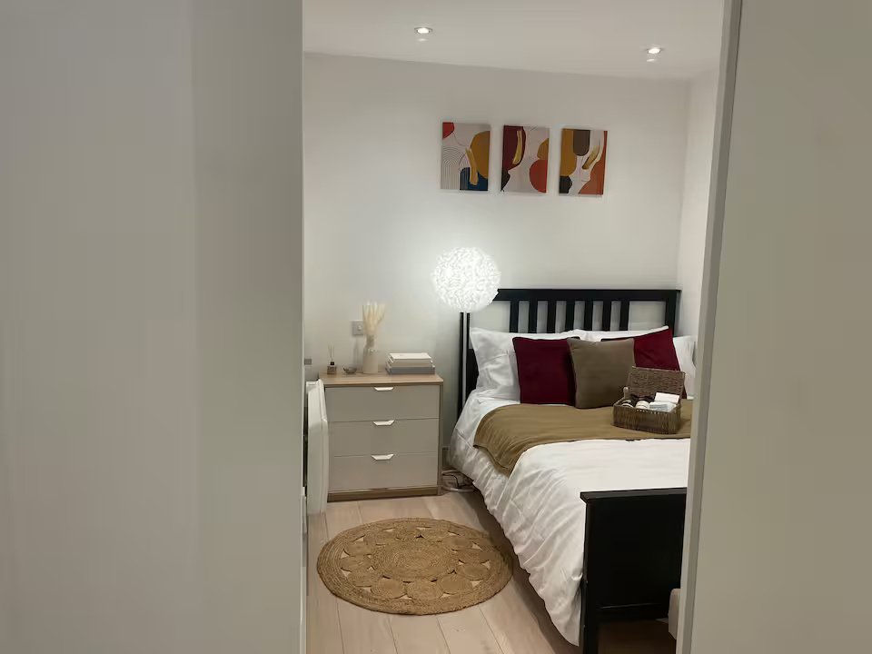 Accommodation near Regent’s Park | Luxury London Urban Stay Book-accommodation-near-Regent's-Park-in-Central-London.-Ideal-for-luxury-stays,-business-trips,-and-extended-London-accommodation