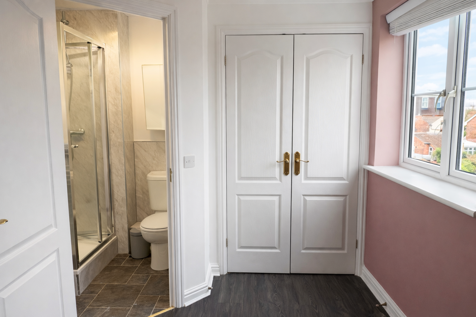 Accommodation in Bedford – Short Let Holiday Apartments Book-Accommodation-in-Bedford-for-family,-contractor,-and-business-stays.-Spacious-Bedfordshire--Holiday-Apartments-with-parking-&-transport-links.Book-Now