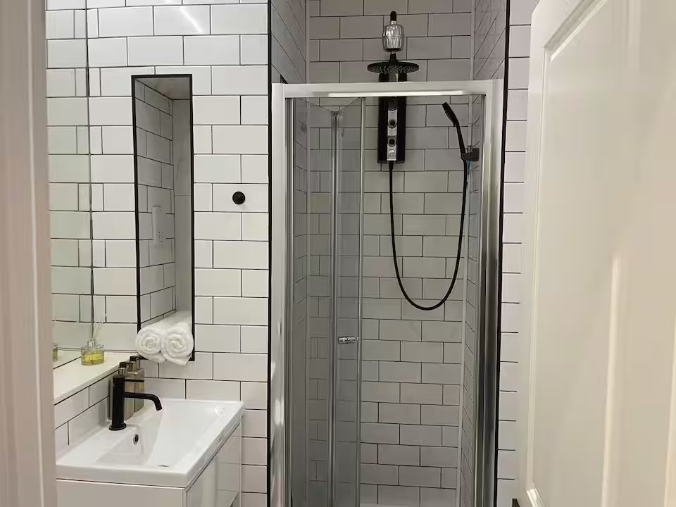 Accommodation near Regent’s Park | Luxury London Urban Stay Book-accommodation-near-Regent's-Park-in-Central-London.-Ideal-for-luxury-stays,-business-trips,-and-extended-London-accommodation