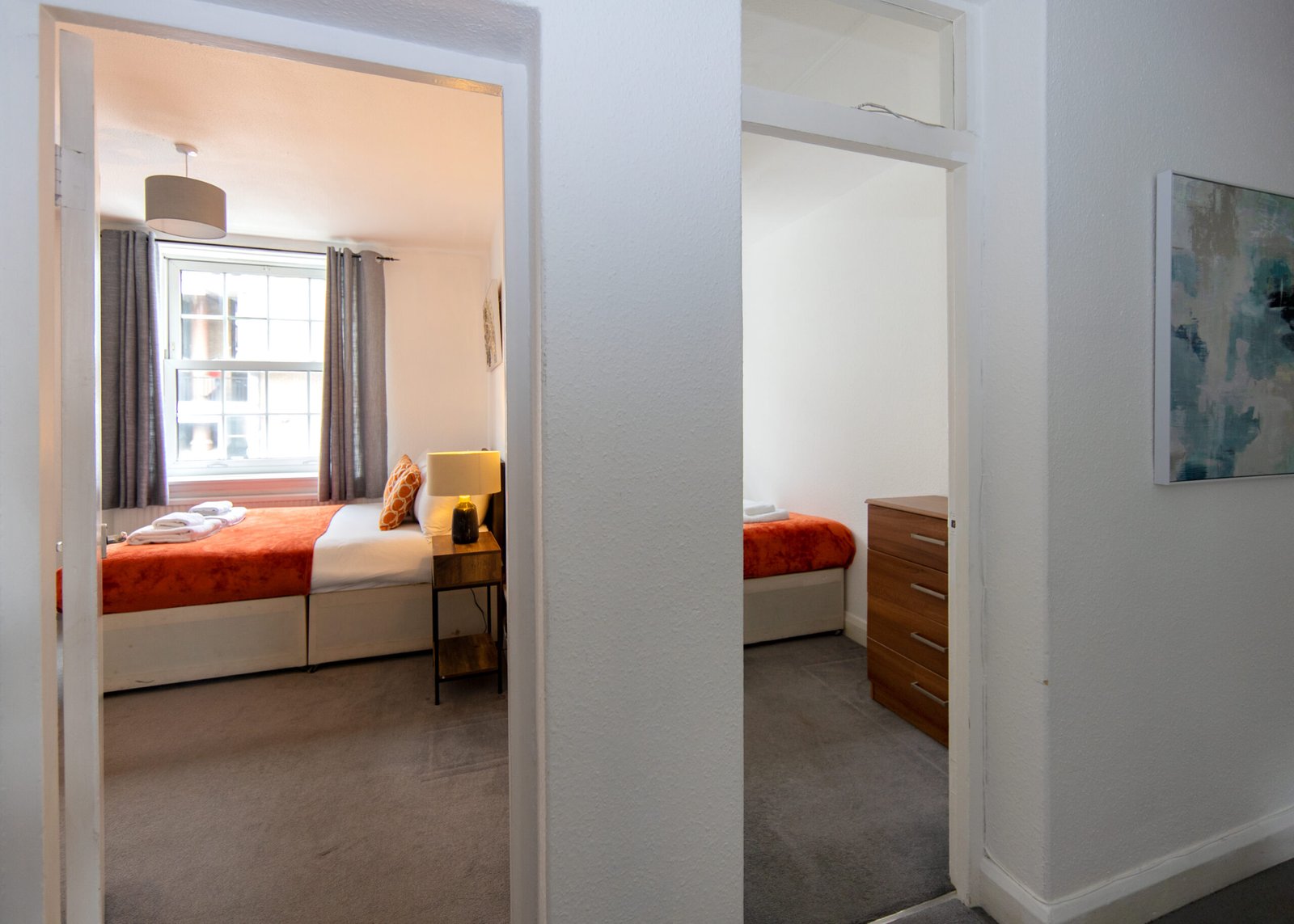 Corporate Accommodation Notting Hill – West London Apartments Book-Corporate-Accommodation-Notting-Hill-for-business-and-leisure-stays.-Our-West-London-apartments-are-near-tourist-attractions-and-tube