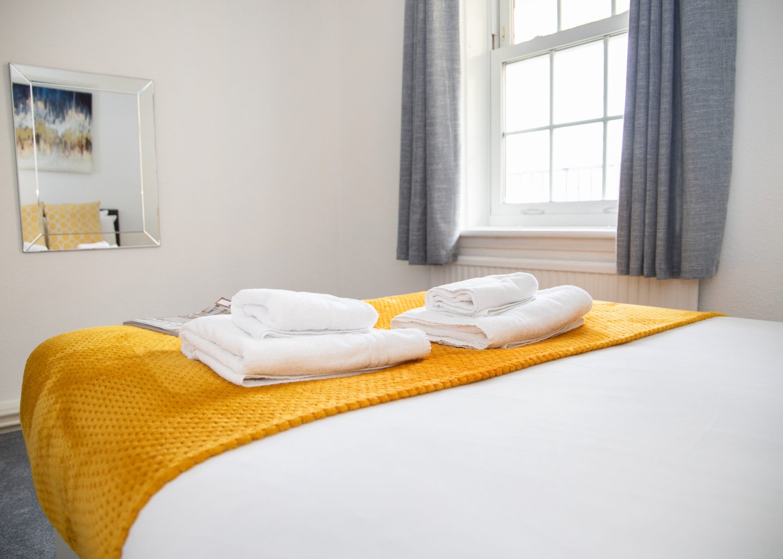 Corporate Accommodation Notting Hill – West London Apartments Book-Corporate-Accommodation-Notting-Hill-for-business-and-leisure-stays.-Our-West-London-apartments-are-near-tourist-attractions-and-tube