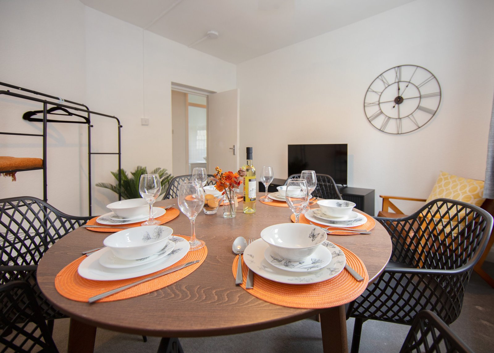 Corporate Accommodation Notting Hill – West London Apartments Book-Corporate-Accommodation-Notting-Hill-for-business-and-leisure-stays.-Our-West-London-apartments-are-near-tourist-attractions-and-tube
