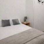 Short term apartments in Canary Wharf offer stylish, fully furnished stays ideal for business trips and city breaks. Enjoy modern amenities.