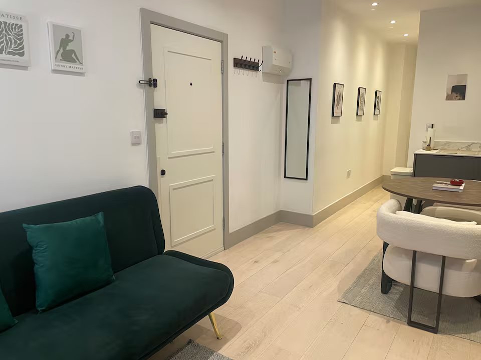 Accommodation near Regent’s Park | Luxury London Urban Stay Book-accommodation-near-Regent's-Park-in-Central-London.-Ideal-for-luxury-stays,-business-trips,-and-extended-London-accommodation