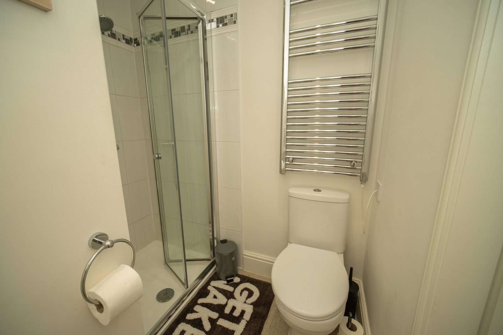 Short Let Apartments Ascot | Berkshire Holiday Homes |Urban Stay Book-Short-Let-Apartments-Ascot-with-parking,-WiFi.-Our-Holiday-Rentals-are-nearasy-access-to-Ascot-Racecourse,-Windsor-Castle,-and-London-rail-links.