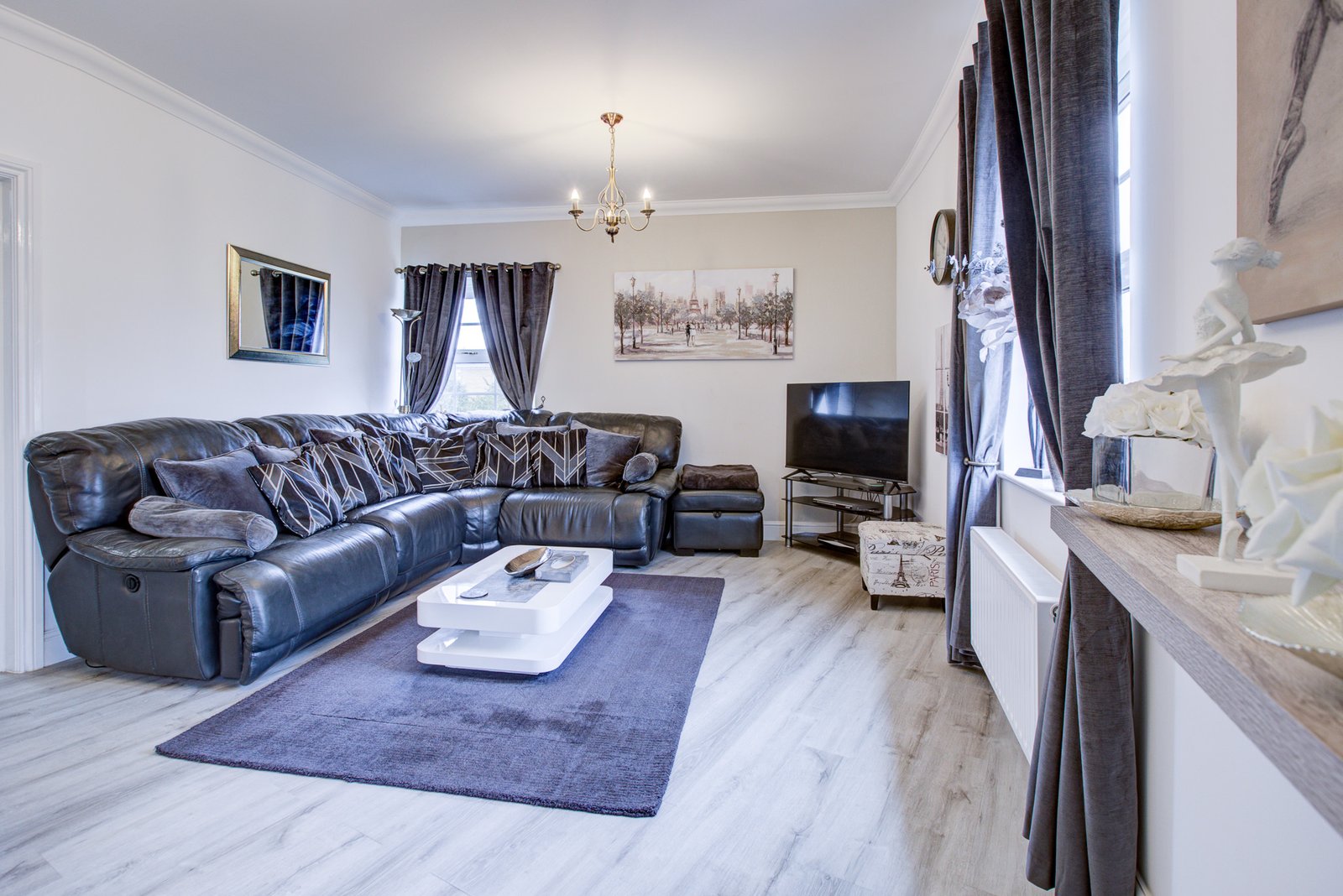 Holiday Apartments Waltham Abbey | Essex Short Lets Cheap Rentals Book-Holiday-Apartments-Waltham-Abbey-near-Epping-Forest-and-London.-Ideal-for-business-stays,-contractor-accommodation,-and-family-breaks.