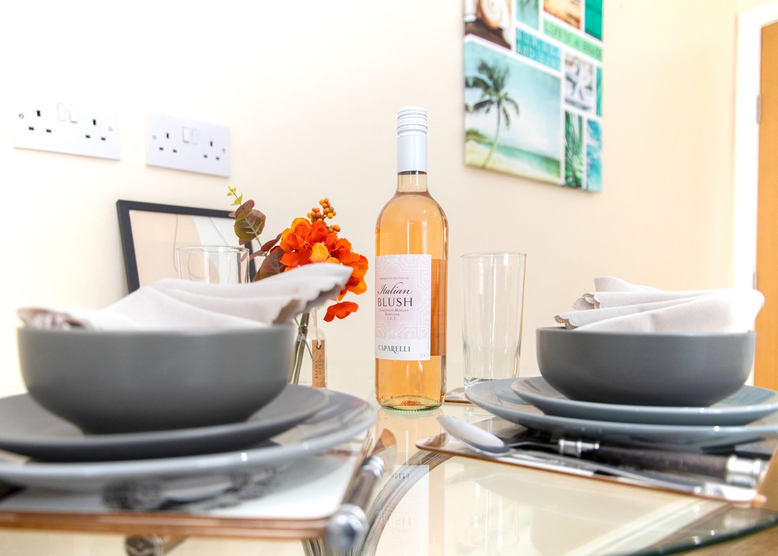 Corporate Accommodation Leeds | Modern City Apartment Book-Corporate-Accommodation-Leeds-near-the-city-centre.-Ideal-for-business-trips,-contractor-stays,-and-extended-accommodation.