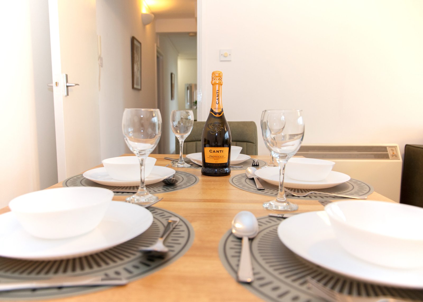 Short Let Apartments Arsenal – North London Accommodation Book-Short-Let-Apartments-Arsenal-for-family-stays-and-business-trips.-Ideal-for-holiday-accommodation-near-Emirates-Stadium.-Book-Now