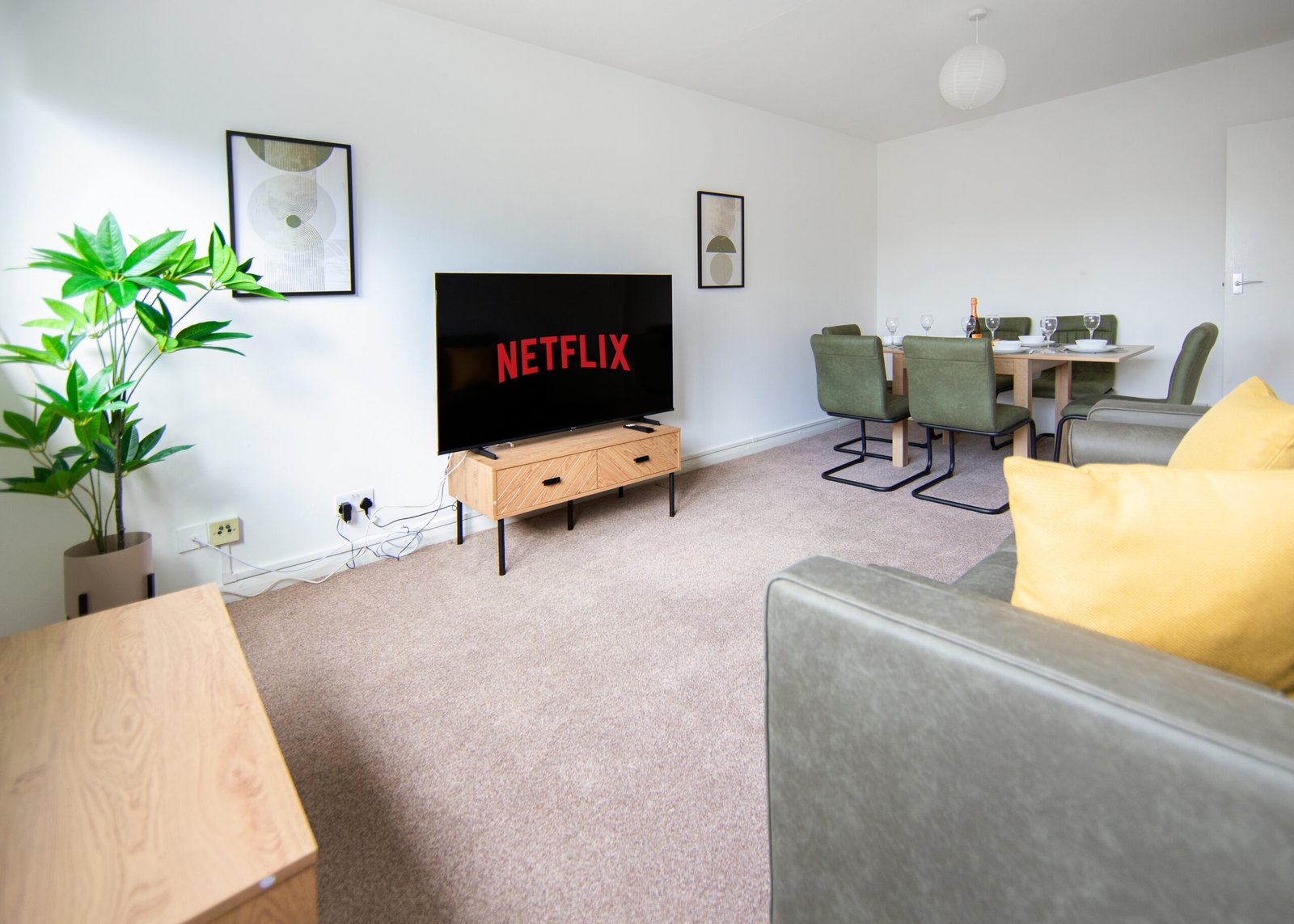 Short Let Apartments Arsenal – North London Accommodation Book-Short-Let-Apartments-Arsenal-for-family-stays-and-business-trips.-Ideal-for-holiday-accommodation-near-Emirates-Stadium.-Book-Now
