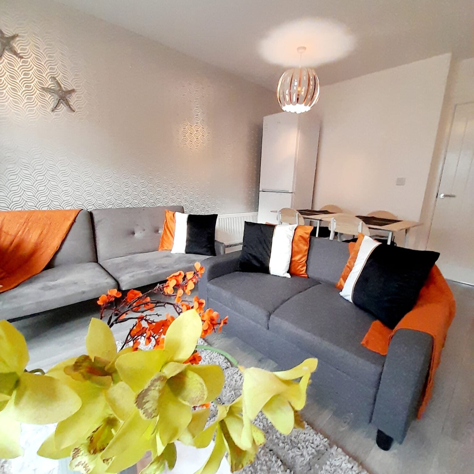 Solihull Holiday Apartments – Short Let Rentals West Midlands Book-Solihull-Holiday-Apartments-for-family-stays-and-business-trips-in-West-Midlands.-Ideal-for-extended-accommodation-near-Birmingham.-Book-Now