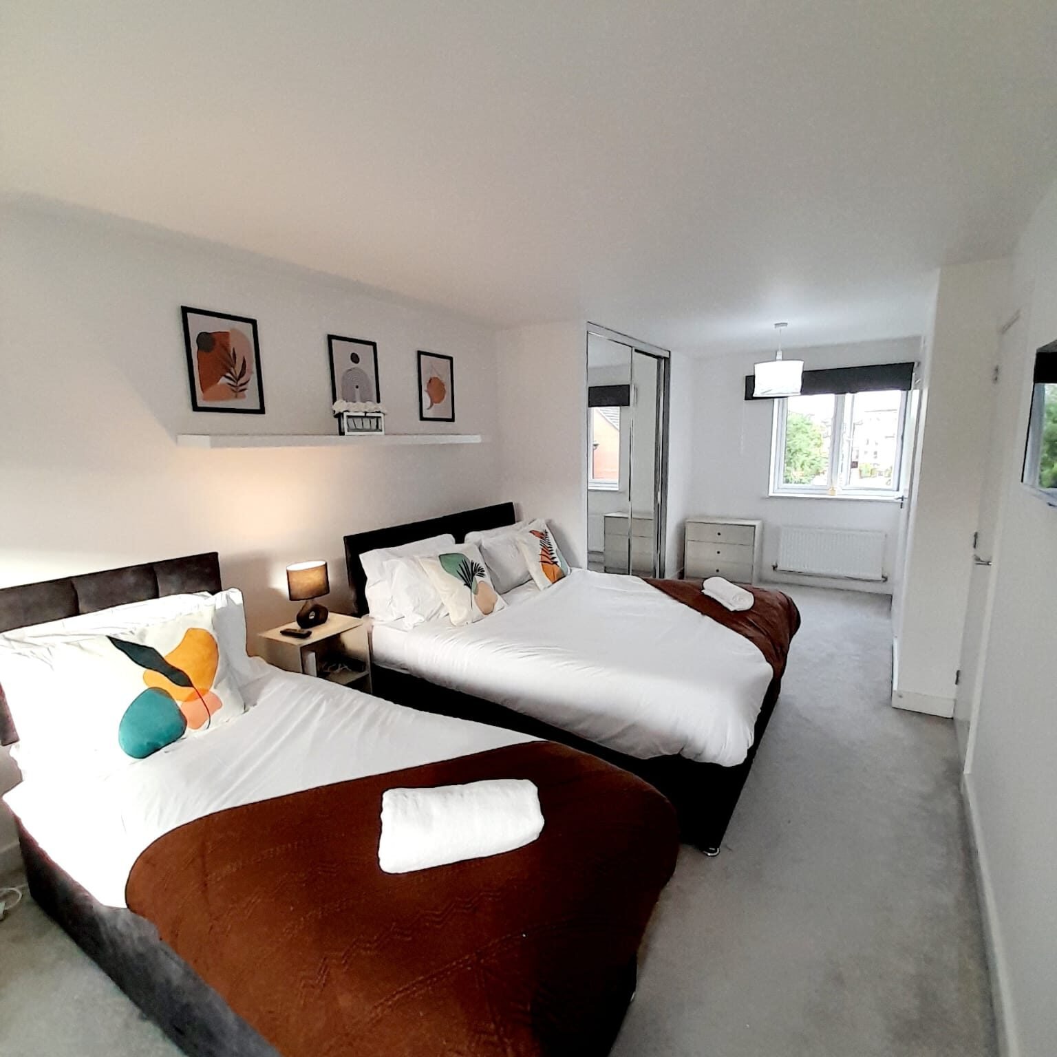 Solihull Holiday Apartments – Short Let Rentals West Midlands Book-Solihull-Holiday-Apartments-for-family-stays-and-business-trips-in-West-Midlands.-Ideal-for-extended-accommodation-near-Birmingham.-Book-Now