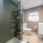 Book Kings Langley Accommodation with parking and WiFi. Our Holiday Apartments Hertfordshire are ideal for short stays and business trips